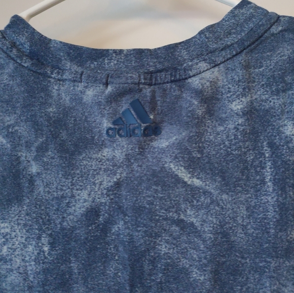 Adidas branded blue mottled pattern cropped t-shirt - S - Picture 6 of 8